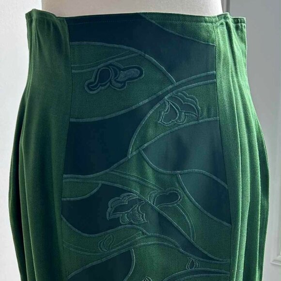 Lim Ying Ying Emerald Silk Embroidered Midi Skirt With Lining & Back Slit – US M - Picture 3 of 10